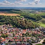 Winzercafe Neipperg 아파트 Brackenheim