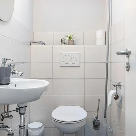 公寓 Winzercafe Neipperg