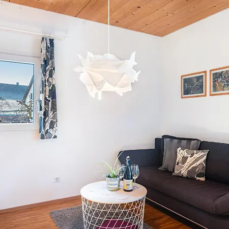 Apartment Winzercafe Neipperg Brackenheim