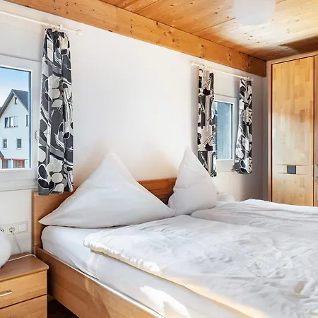 Winzercafe Neipperg 公寓 *